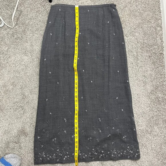 Vintage Y2K Talbots Gray Floral Embroidered Wool Blend Midi Length Pencil Skirt - Picture 8 of 10